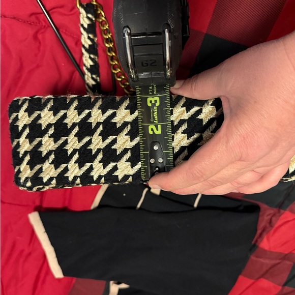 Kurt Geiger Black and Gold Floral Shoulder Bag - Picture 9 of 10